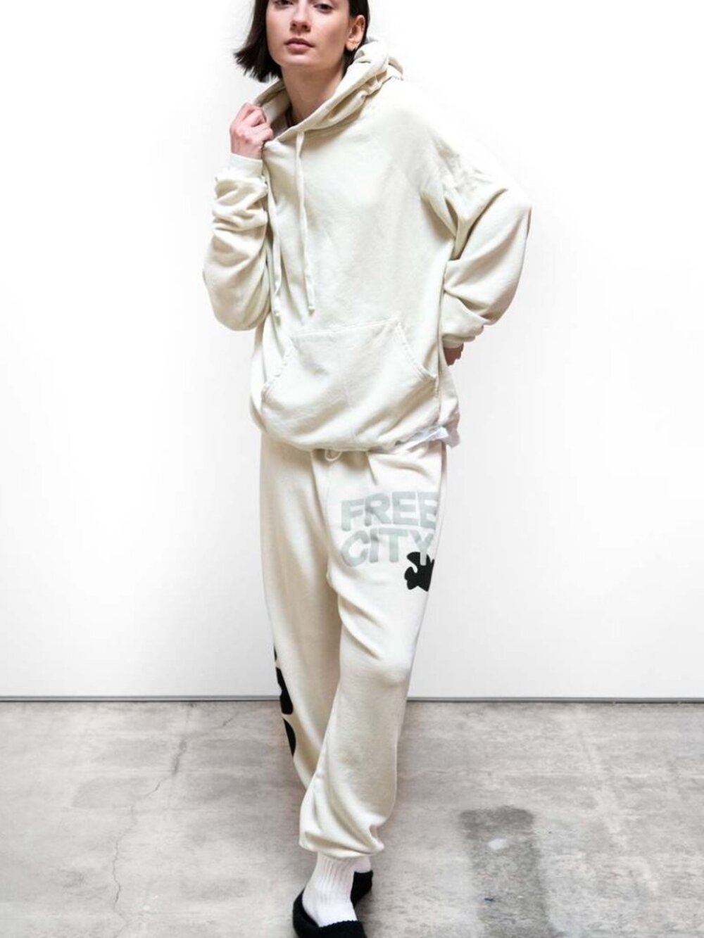 Freecity Superyumm Big Hoodie in Bone 3 Large